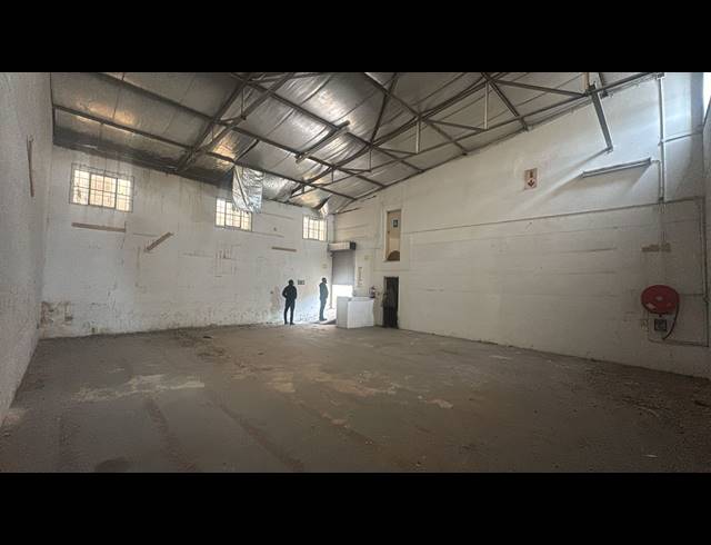 170M² RETAIL TO LET IN KRUGERSDORP CENTRAL